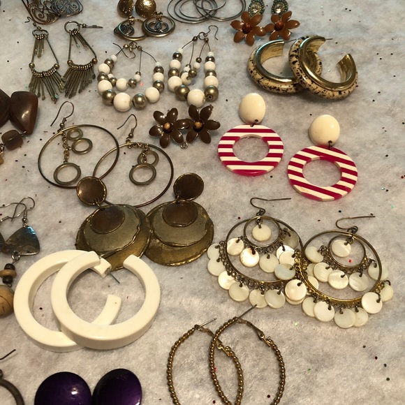 Earring Bundle - Picture 2 of 7